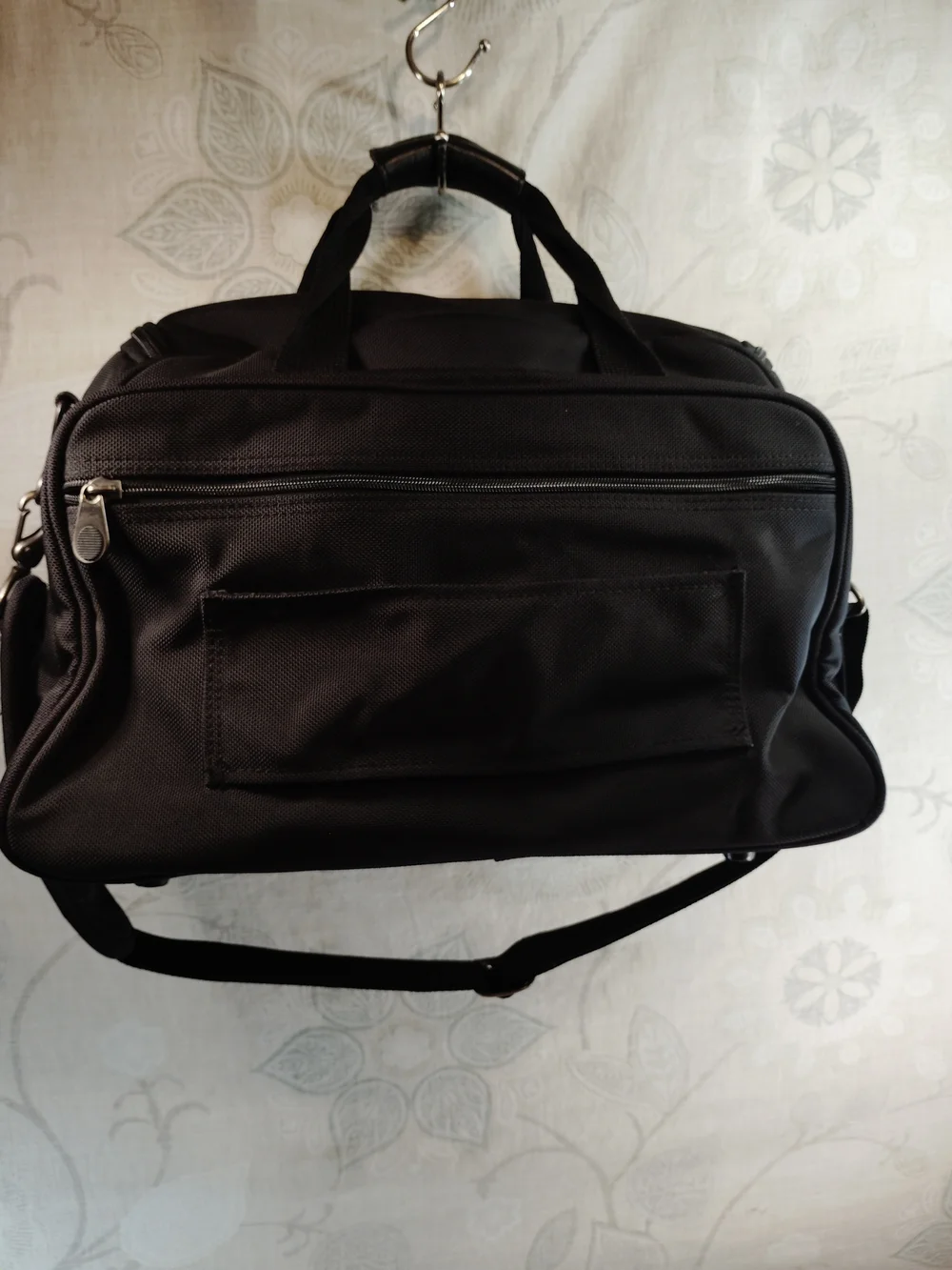 Atlantic Black Durable Weekender Travel/Carry-on /Crossbody Duffle Bag